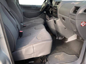 تويوتا بروآس الداخلية 