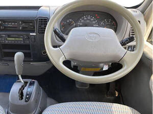 تويوتا تويويس الداخلية 