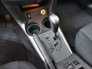 تويوتا فانغارد الداخلية 