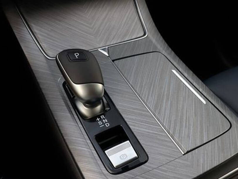 Venucia V 2025 Interior 