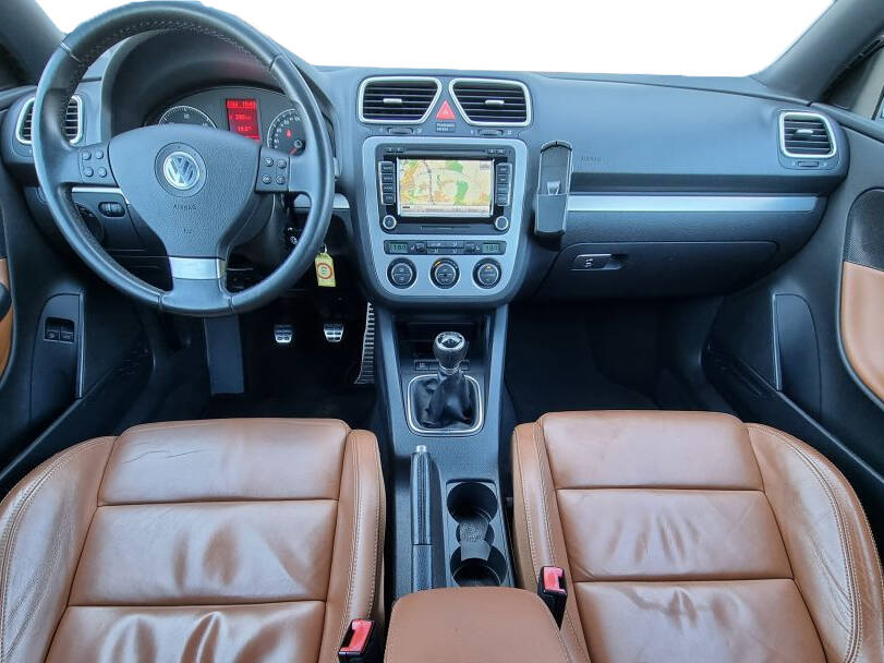 Volkswagen Eos Interior 