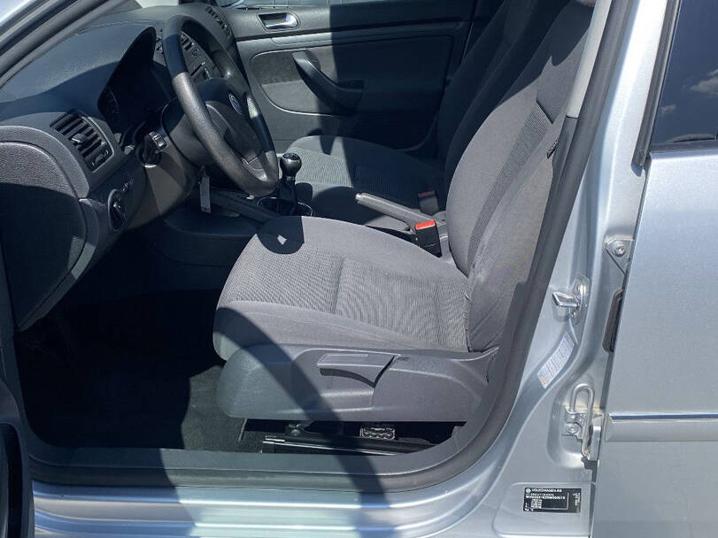 Volkswagen Golf GTI Interior 