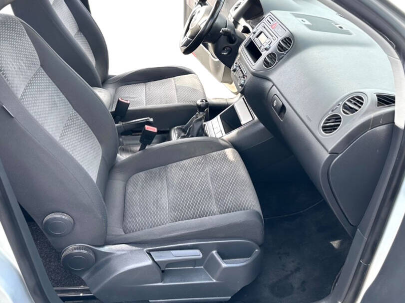 Volkswagen Golf Plus Interior 