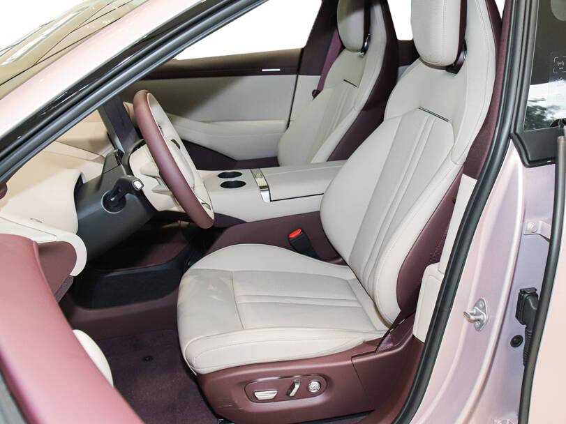 شاومي يو يو 7 الداخلية Front Seats