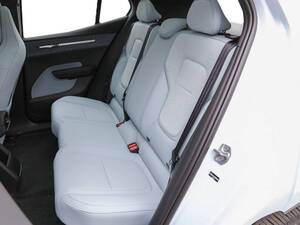 فولفو إي إكس 30 الداخلية Rear Seats