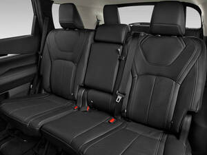 إنفينيتي QX60 الداخلية Rear Seats