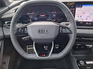 أودي كيو 6 إي-ترون الداخلية 